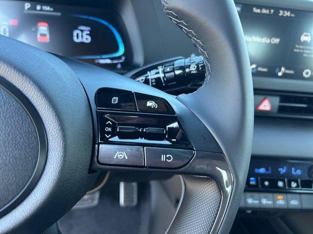 new 2025 Hyundai Elantra car, priced at $21,999