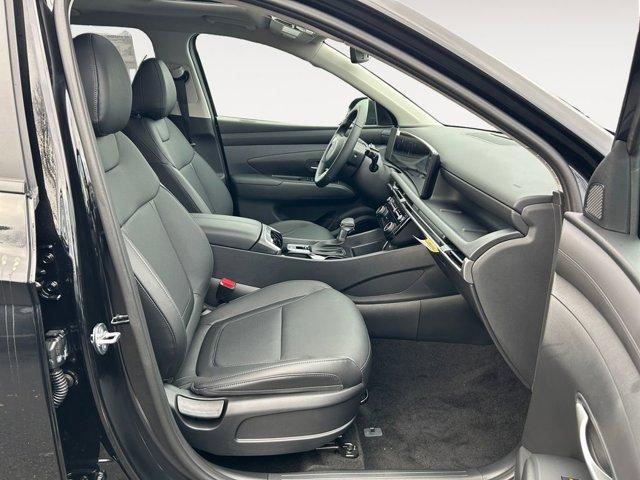 new 2025 Hyundai Tucson car, priced at $32,999