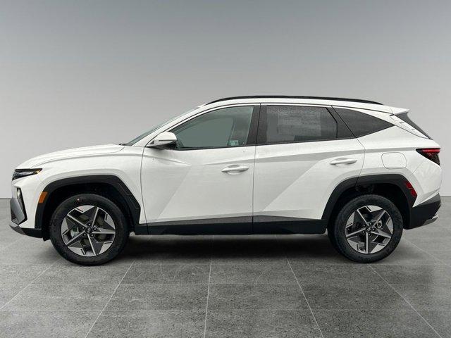 new 2025 Hyundai Tucson car, priced at $35,000