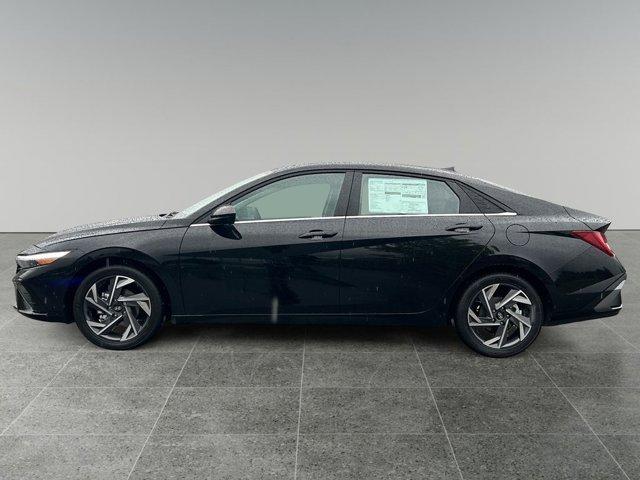 new 2024 Hyundai Elantra car, priced at $24,999