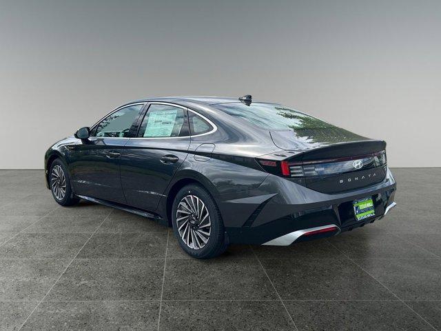 new 2025 Hyundai Sonata Hybrid car, priced at $32,777