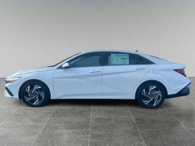 new 2025 Hyundai Elantra car, priced at $27,205