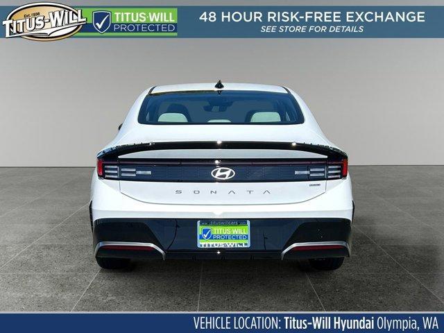 new 2025 Hyundai Sonata Hybrid car, priced at $32,960