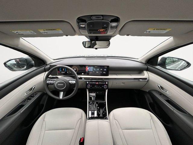 new 2025 Hyundai Tucson car, priced at $33,000