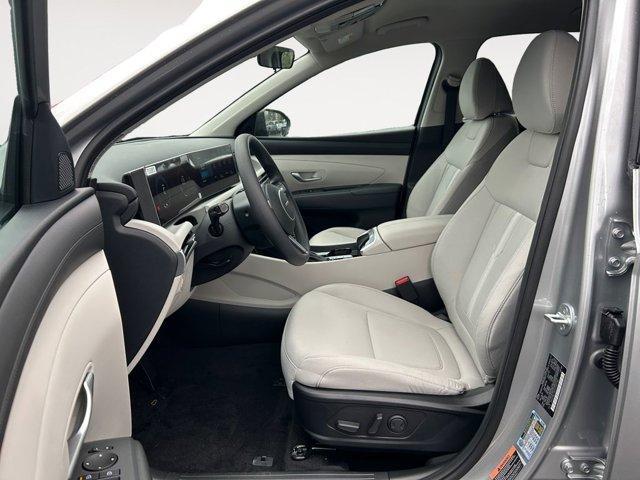 new 2025 Hyundai Tucson car, priced at $33,000