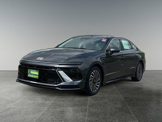 new 2025 Hyundai Sonata Hybrid car, priced at $38,975