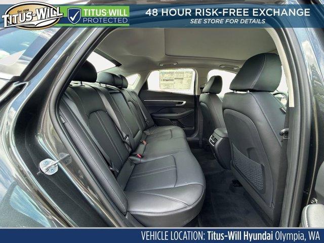 new 2025 Hyundai Sonata Hybrid car, priced at $38,975