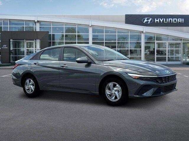 new 2024 Hyundai Elantra car, priced at $21,600