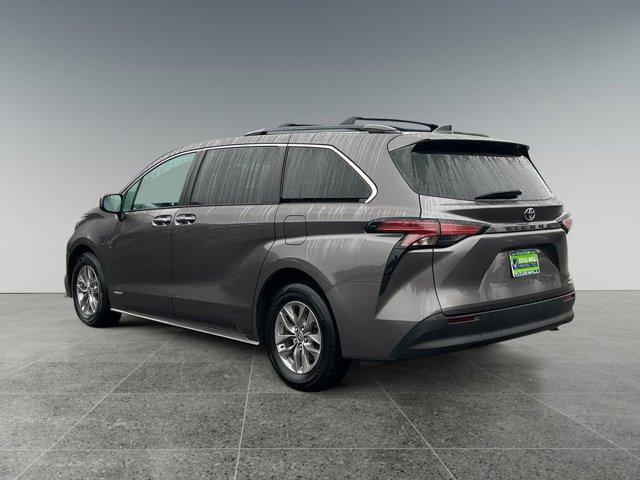 used 2021 Toyota Sienna car, priced at $38,450