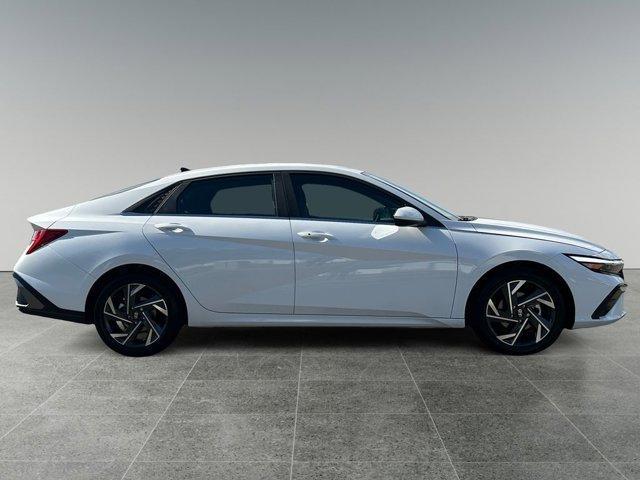 new 2024 Hyundai Elantra car, priced at $24,699