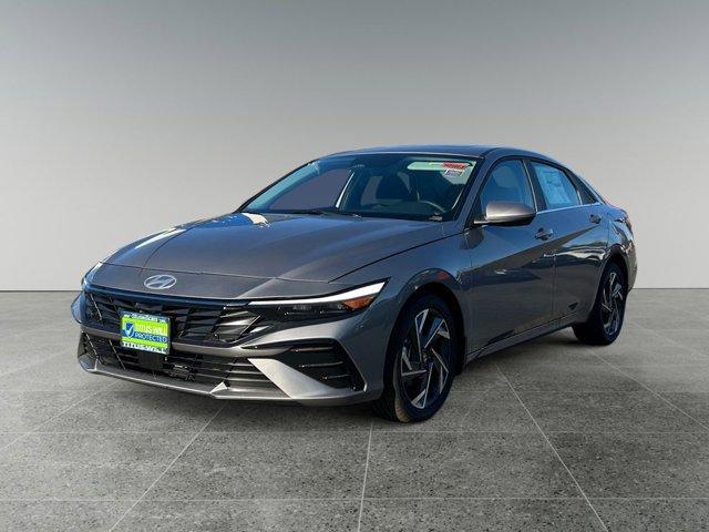 new 2024 Hyundai Elantra car, priced at $24,555