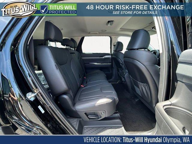 new 2025 Hyundai Palisade car, priced at $47,611