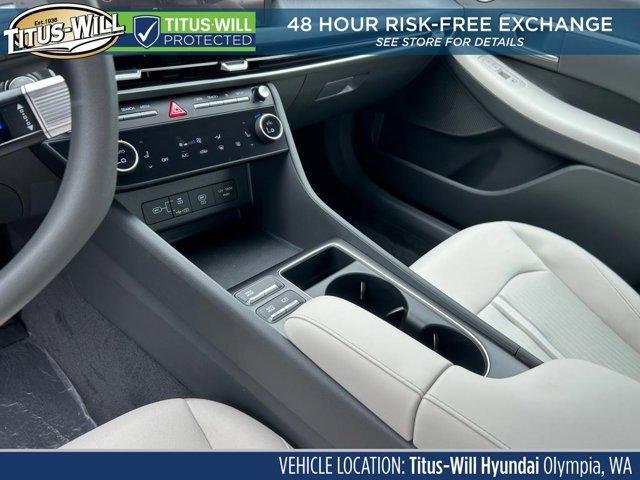 new 2024 Hyundai Sonata car, priced at $28,325