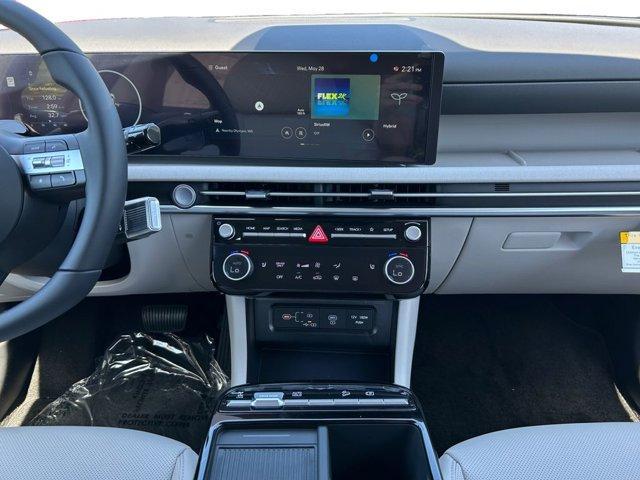 new 2025 Hyundai TUCSON Hybrid car, priced at $35,999