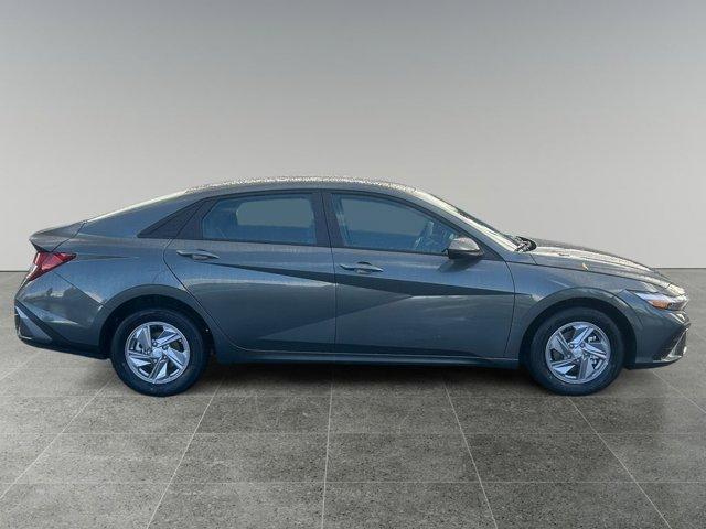 new 2025 Hyundai Elantra car, priced at $23,279