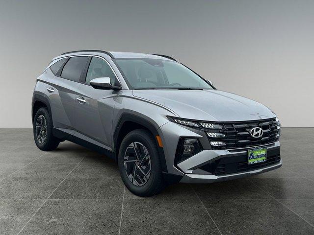 new 2025 Hyundai TUCSON Hybrid car, priced at $33,999