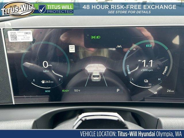 new 2025 Hyundai TUCSON Hybrid car, priced at $37,900