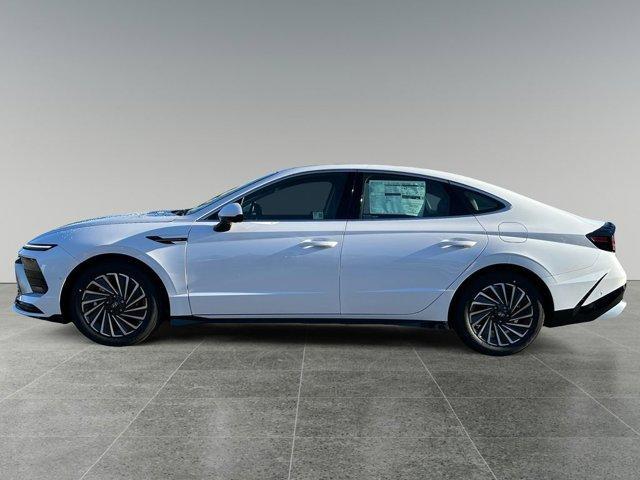 new 2025 Hyundai Sonata Hybrid car, priced at $39,500