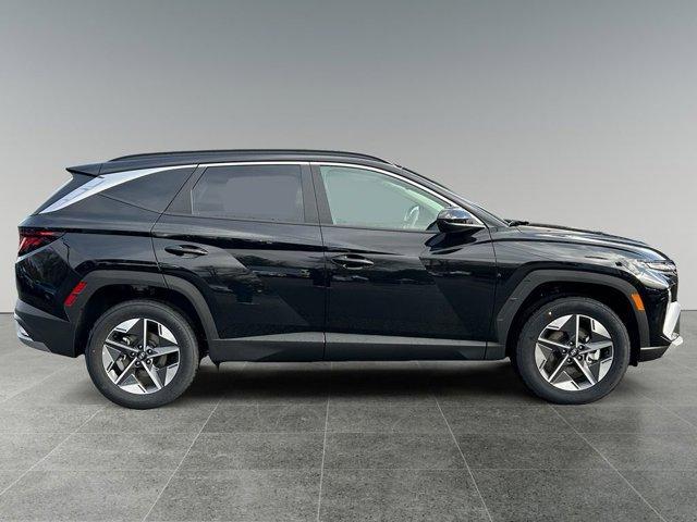 new 2025 Hyundai Tucson car, priced at $32,000