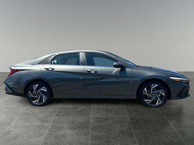 new 2025 Hyundai Elantra car, priced at $27,522