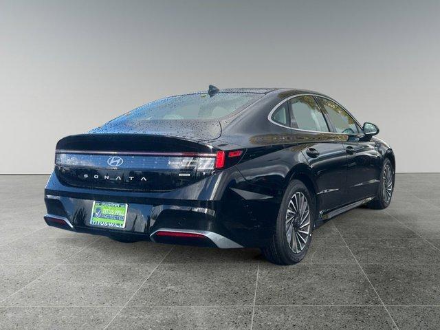 new 2024 Hyundai Sonata Hybrid car, priced at $31,769