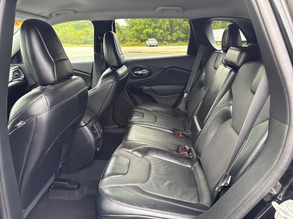 used 2023 Jeep Cherokee car, priced at $26,810