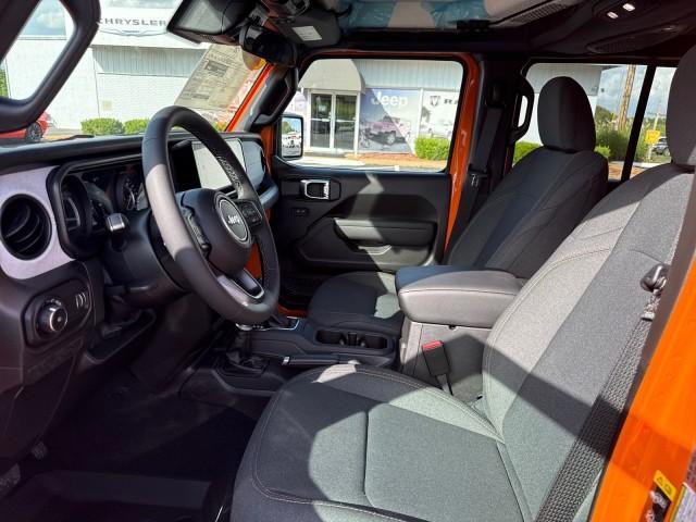 new 2025 Jeep Wrangler car