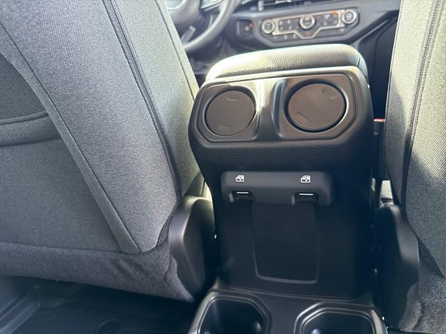 new 2025 Jeep Wrangler car
