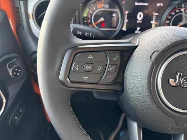 new 2025 Jeep Wrangler car
