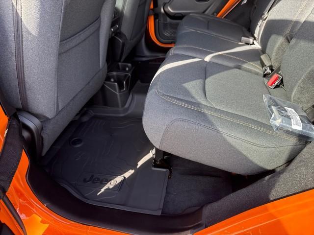 new 2025 Jeep Wrangler car