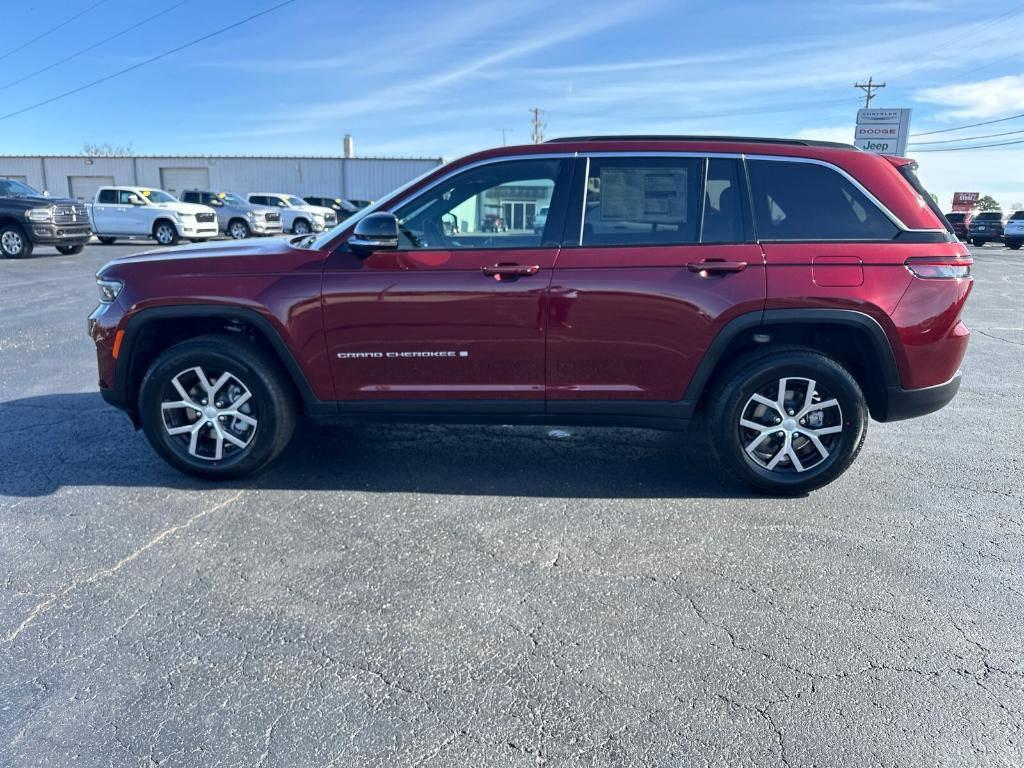 new 2025 Jeep Grand Cherokee car, priced at $49,565