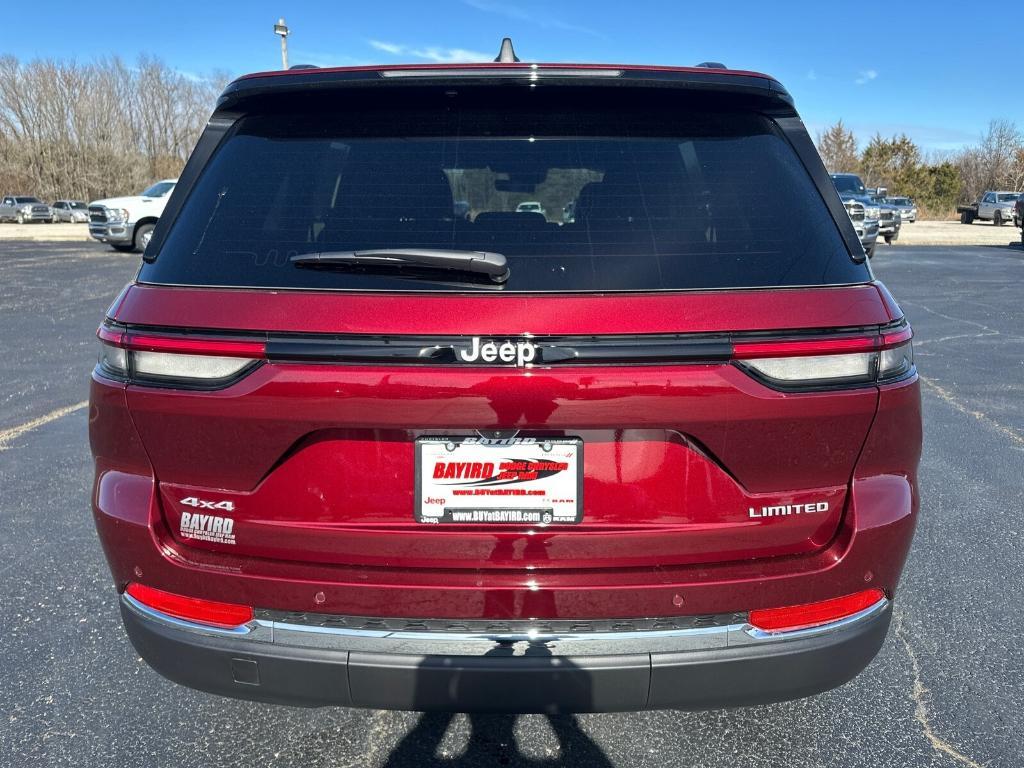 new 2025 Jeep Grand Cherokee car, priced at $49,565