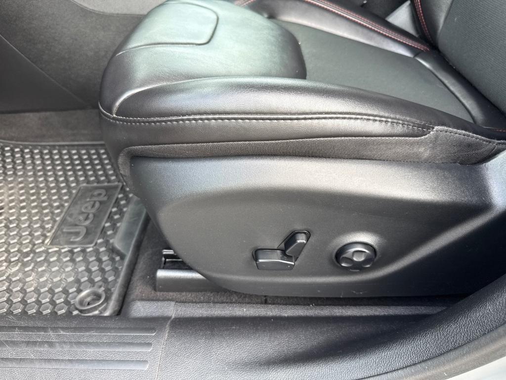 used 2019 Jeep Cherokee car, priced at $21,520