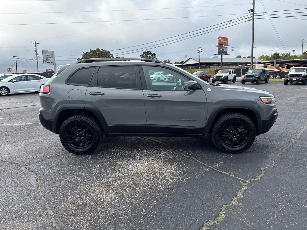 used 2019 Jeep Cherokee car, priced at $21,520
