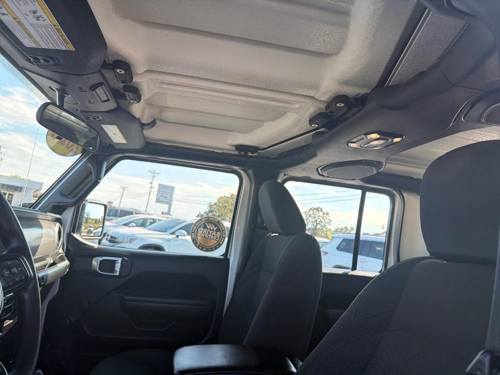 used 2023 Jeep Gladiator car, priced at $36,430