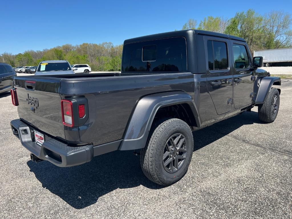 new 2024 Jeep Gladiator car, priced at $47,981