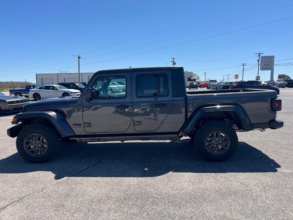 new 2024 Jeep Gladiator car, priced at $47,981