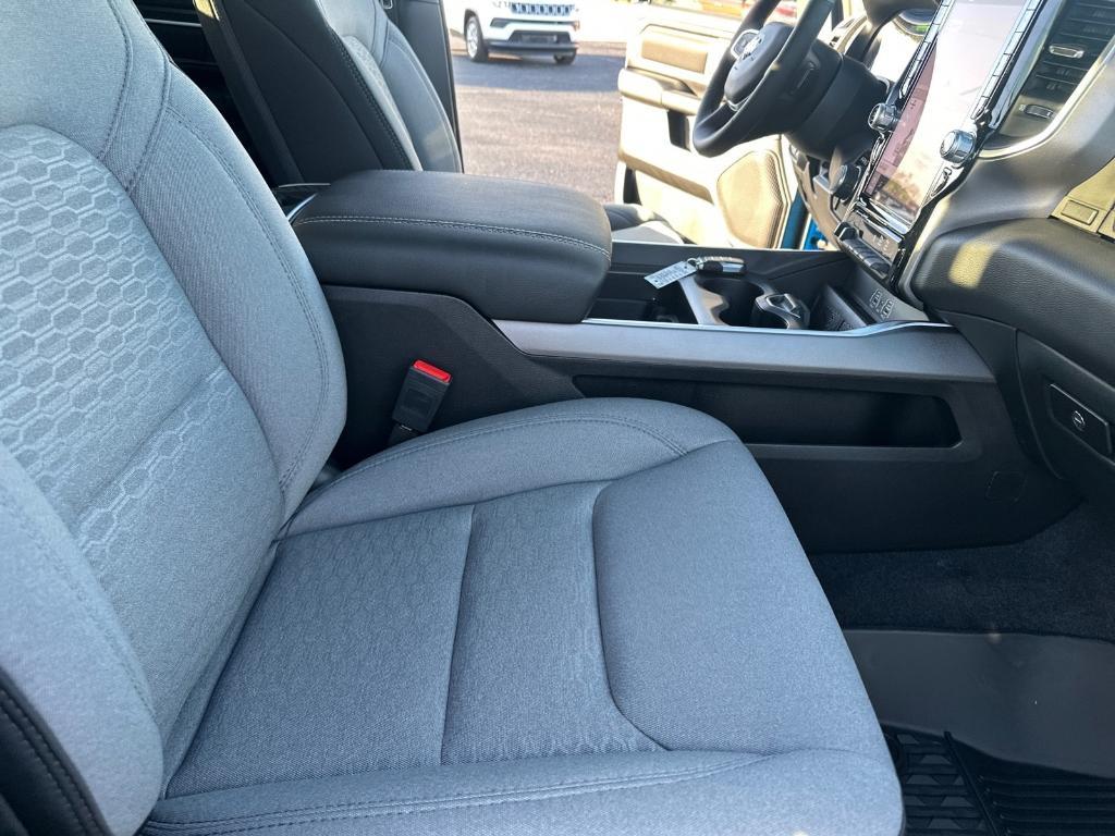 new 2025 Ram 1500 car, priced at $54,550