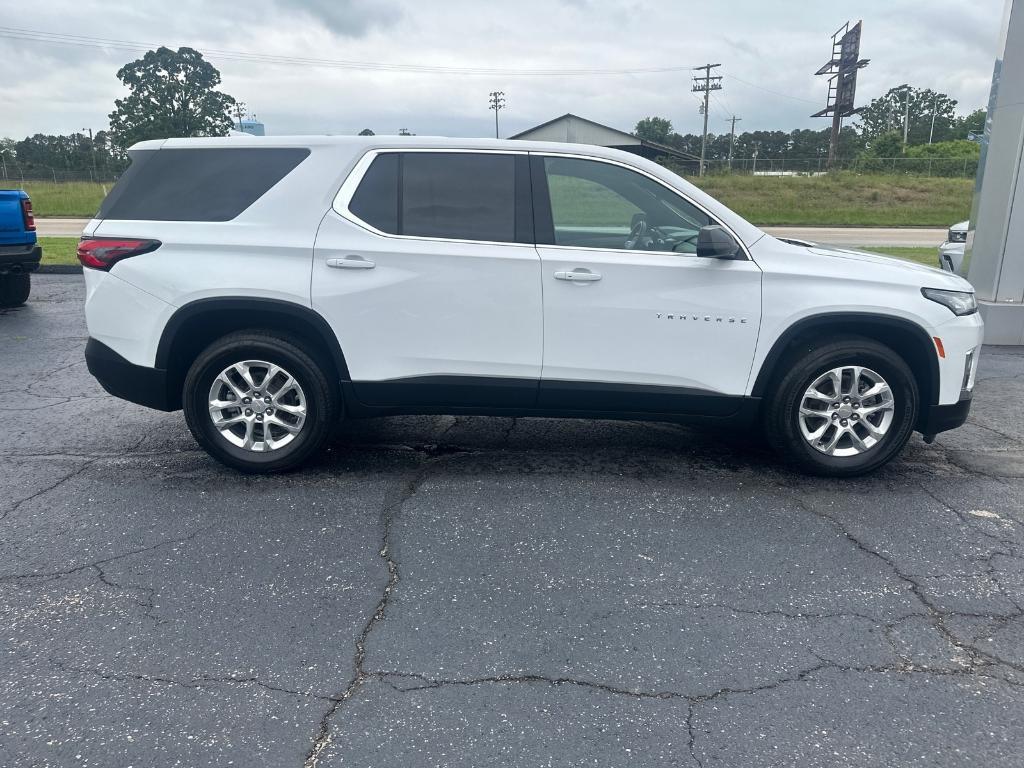 used 2023 Chevrolet Traverse car, priced at $34,310