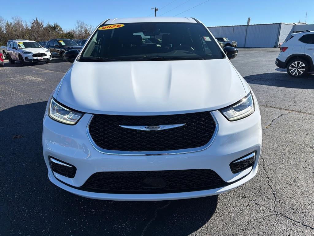 new 2026 Chrysler Pacifica car, priced at $48,778