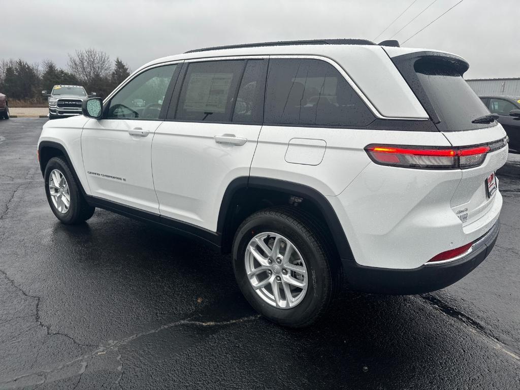 new 2025 Jeep Grand Cherokee car, priced at $41,080