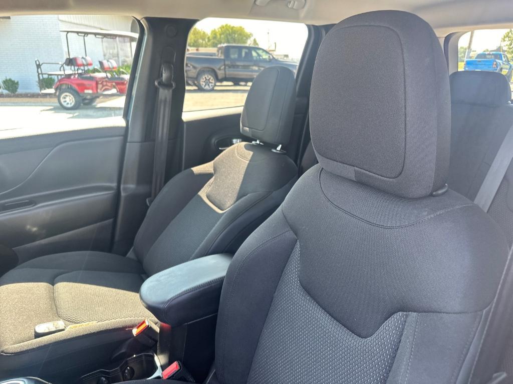 used 2020 Jeep Renegade car, priced at $20,837