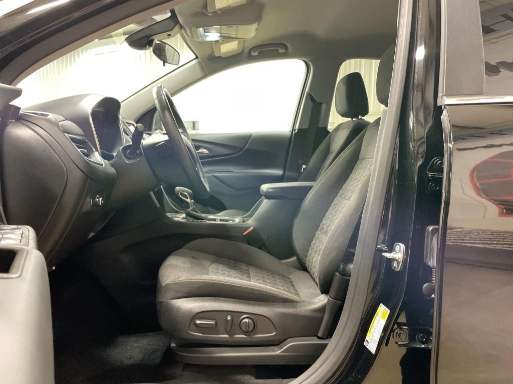 used 2024 Chevrolet Equinox car, priced at $24,933