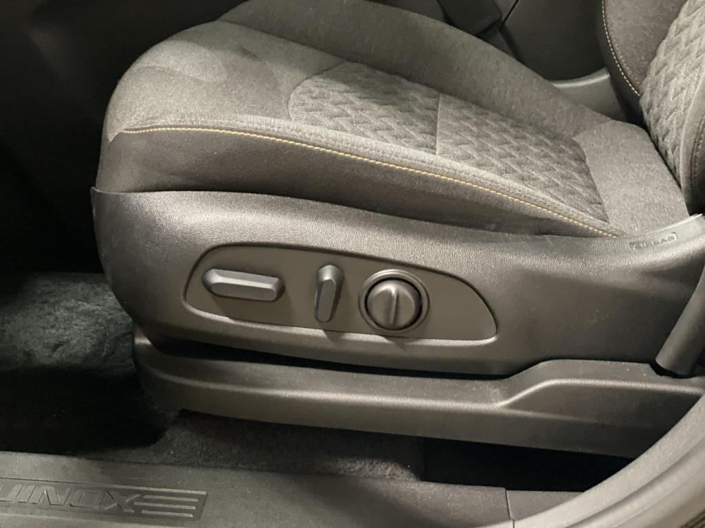 used 2024 Chevrolet Equinox car, priced at $24,933