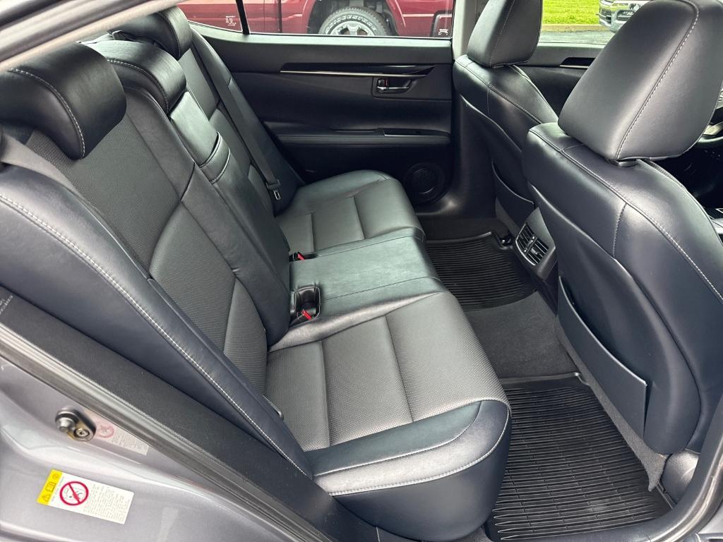 used 2017 Lexus ES 350 car, priced at $23,518