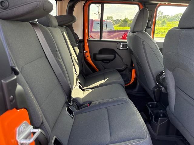 new 2025 Jeep Gladiator car, priced at $49,930