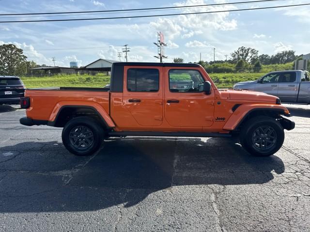 new 2025 Jeep Gladiator car, priced at $49,930
