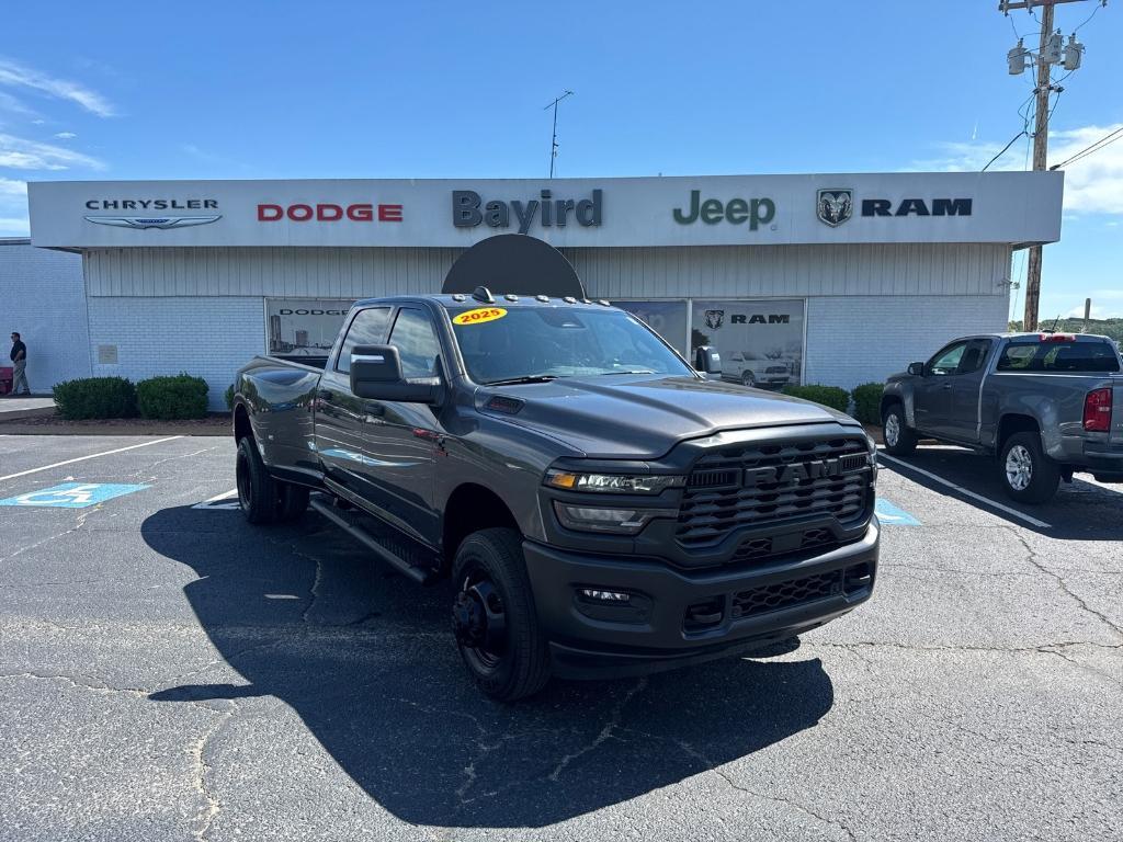 new 2025 Ram 3500 car
