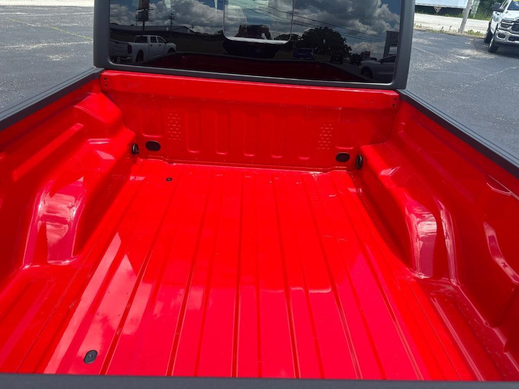 new 2025 Jeep Gladiator car, priced at $50,345