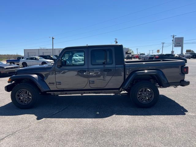 new 2024 Jeep Gladiator car, priced at $51,218